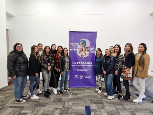Mujer empresaria y emprendedora, llegó el momento de brillar, “atrévete a ser la inspiración que otras mujeres necesitan”.