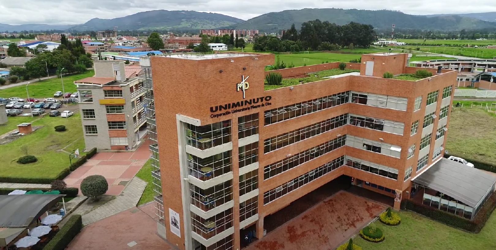 La alianza entre UNIMINUTO y la CCT para impulsar el desarrollo regional en Boyacá
