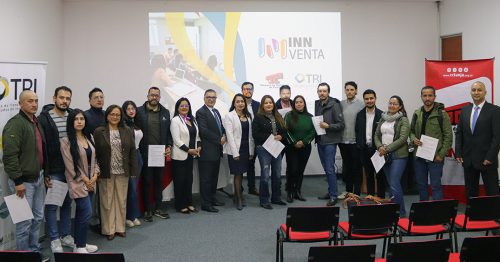 Participantes del programa de innovación empresarial INNVenta en Tunja durante la presentación del programa con la Cámara de Comercio de Tunja