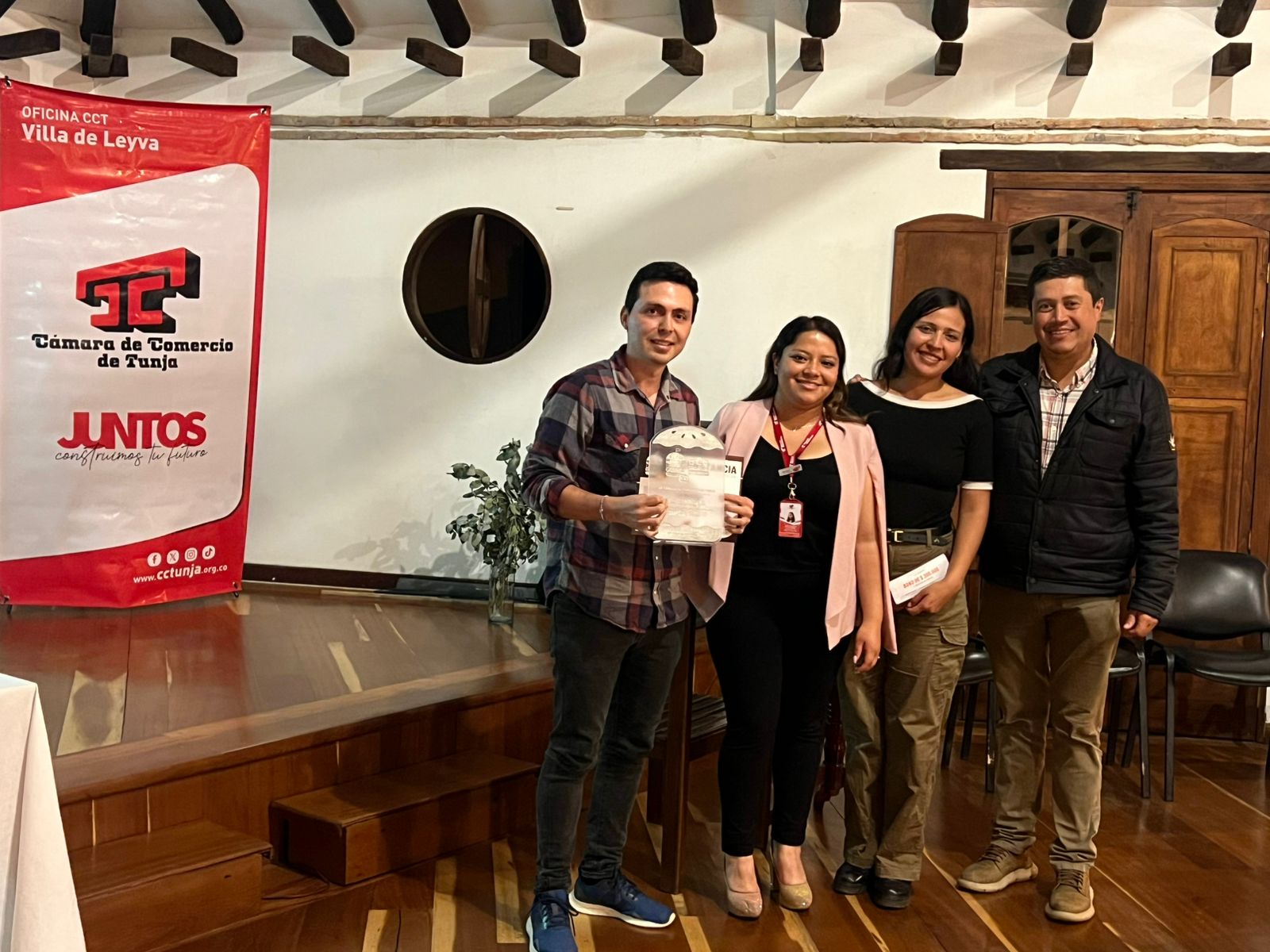 Ganadora de la mejor hamburguesa de Villa de Leyva 2025: La Bodega en la Ruta de la Hamburguesa