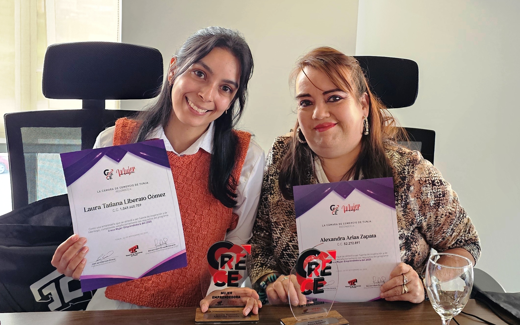 Las emprendedoras abordarán diferentes dimensiones clave para el fortalecimiento de sus negocios, como gestión administrativa, estrategia comercial, finanzas y habilidades empresariales.